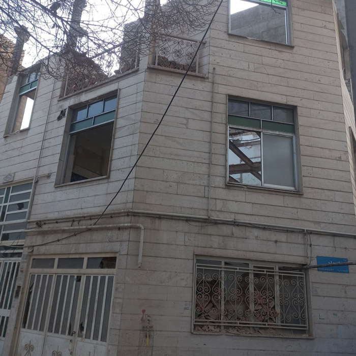 تخریب ساختمان در رباط کریم
